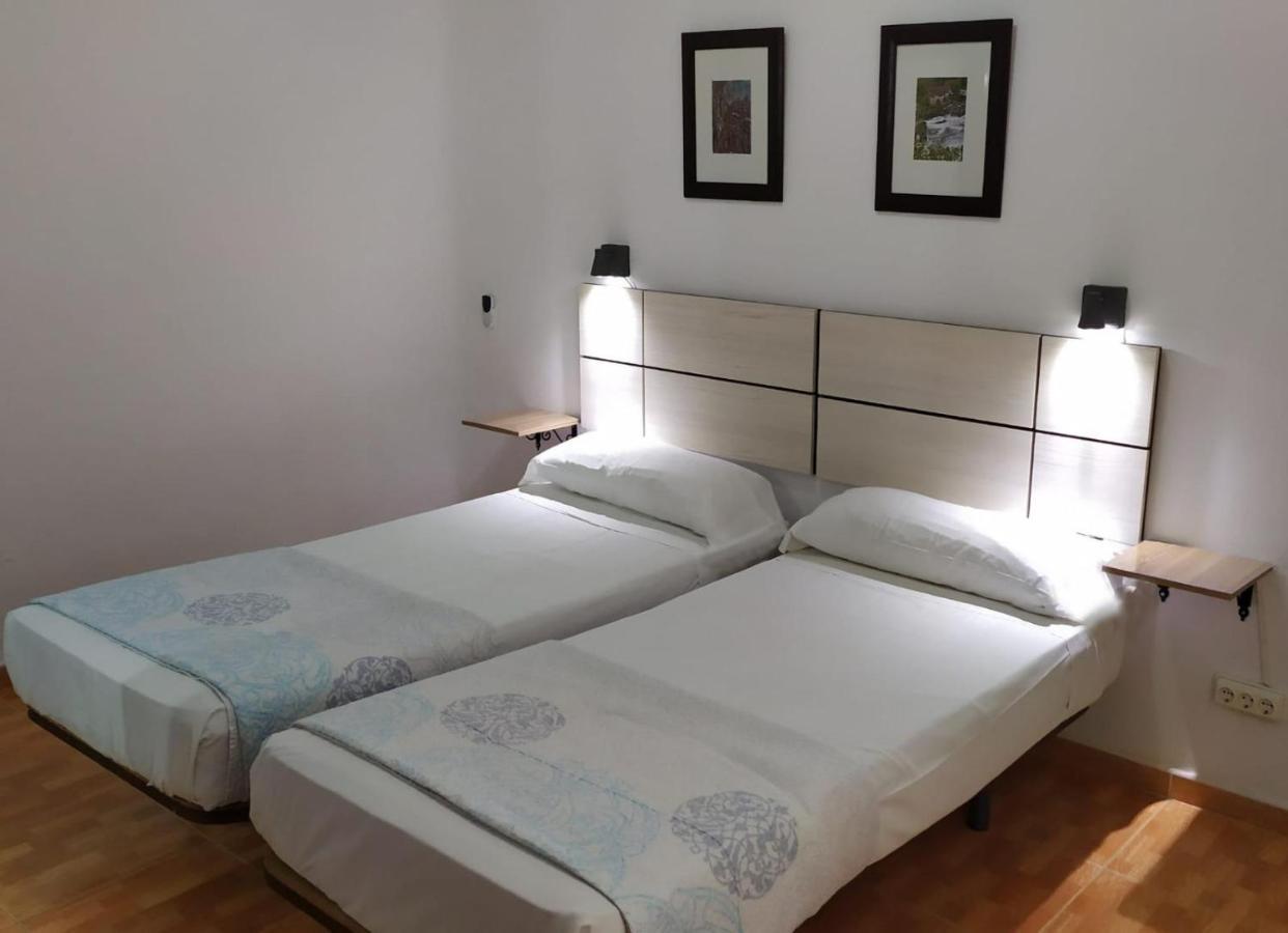 Hostal Miami Madrid Exterior photo