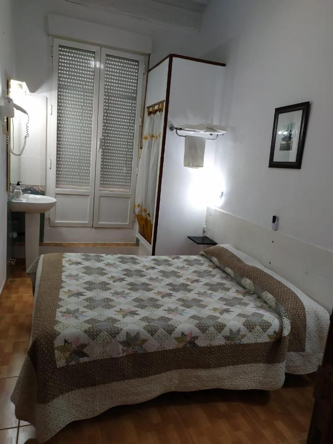 Hostal Miami Madrid Exterior photo